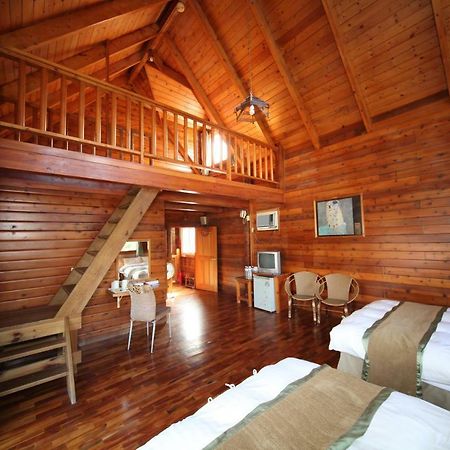 We Resort Sun Moon Lake Exterior photo