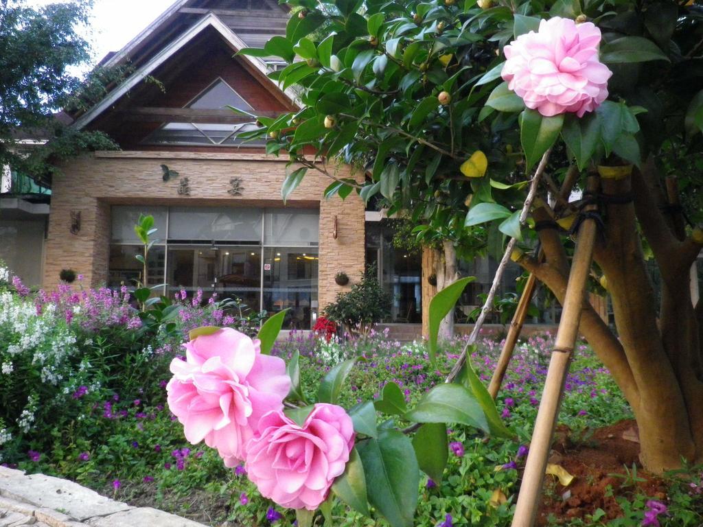 We Resort Sun Moon Lake Exterior photo