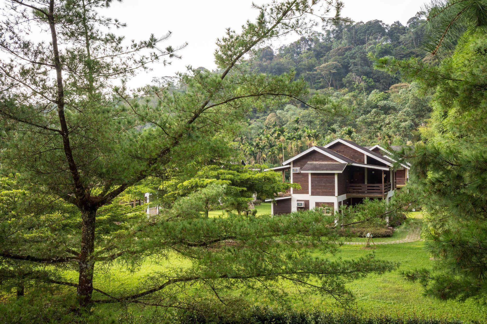 We Resort Sun Moon Lake Exterior photo