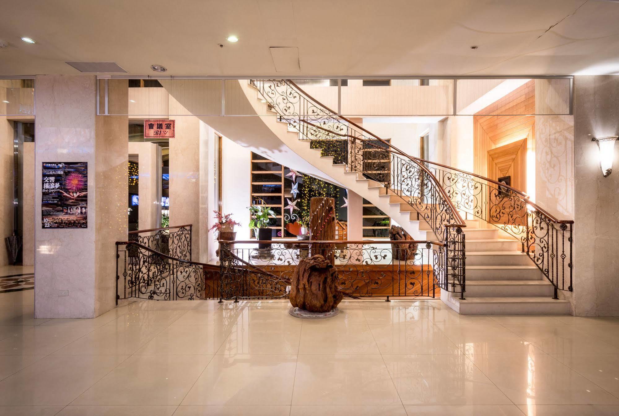 We Resort Sun Moon Lake Exterior photo