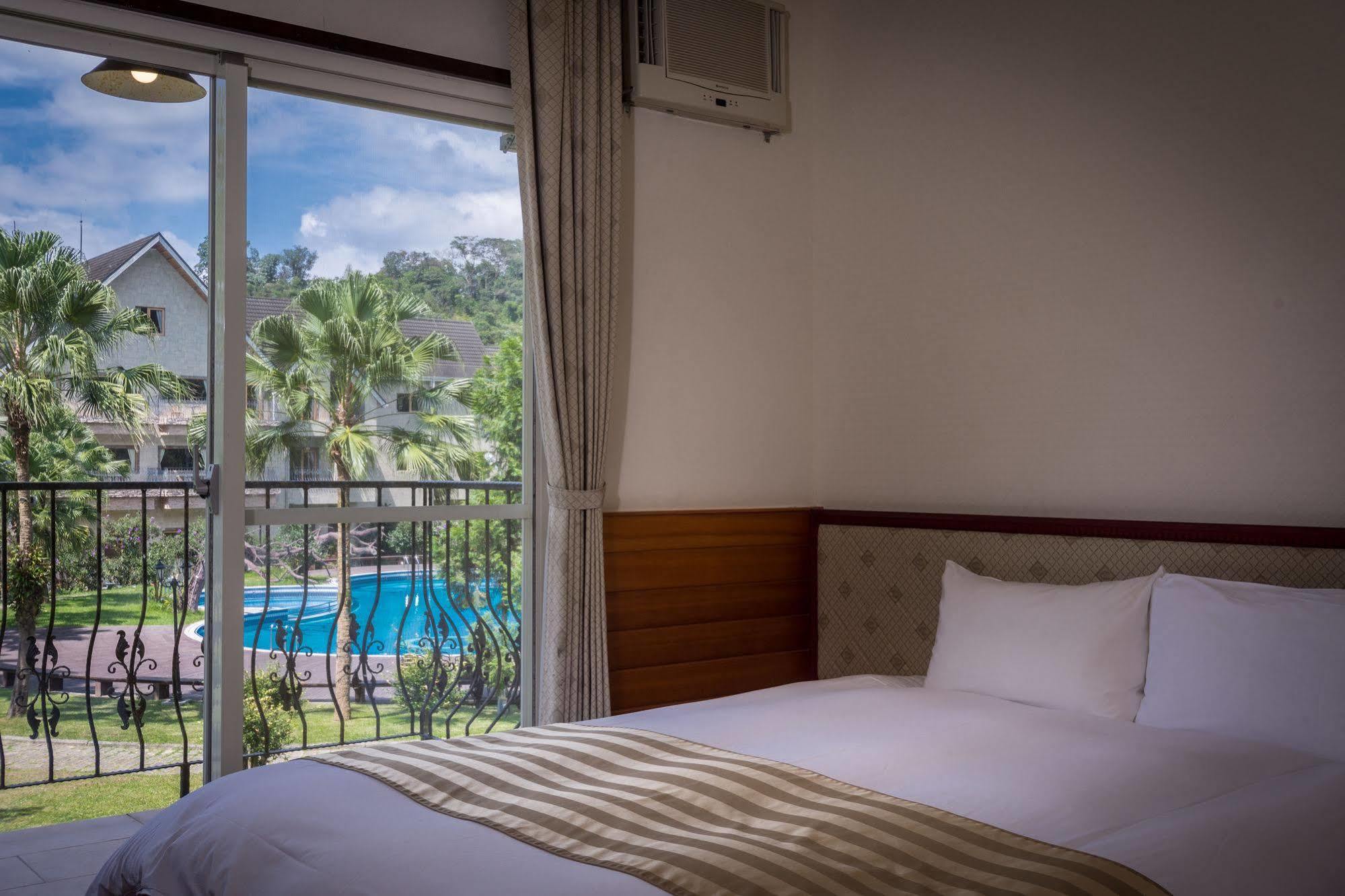 We Resort Sun Moon Lake Exterior photo