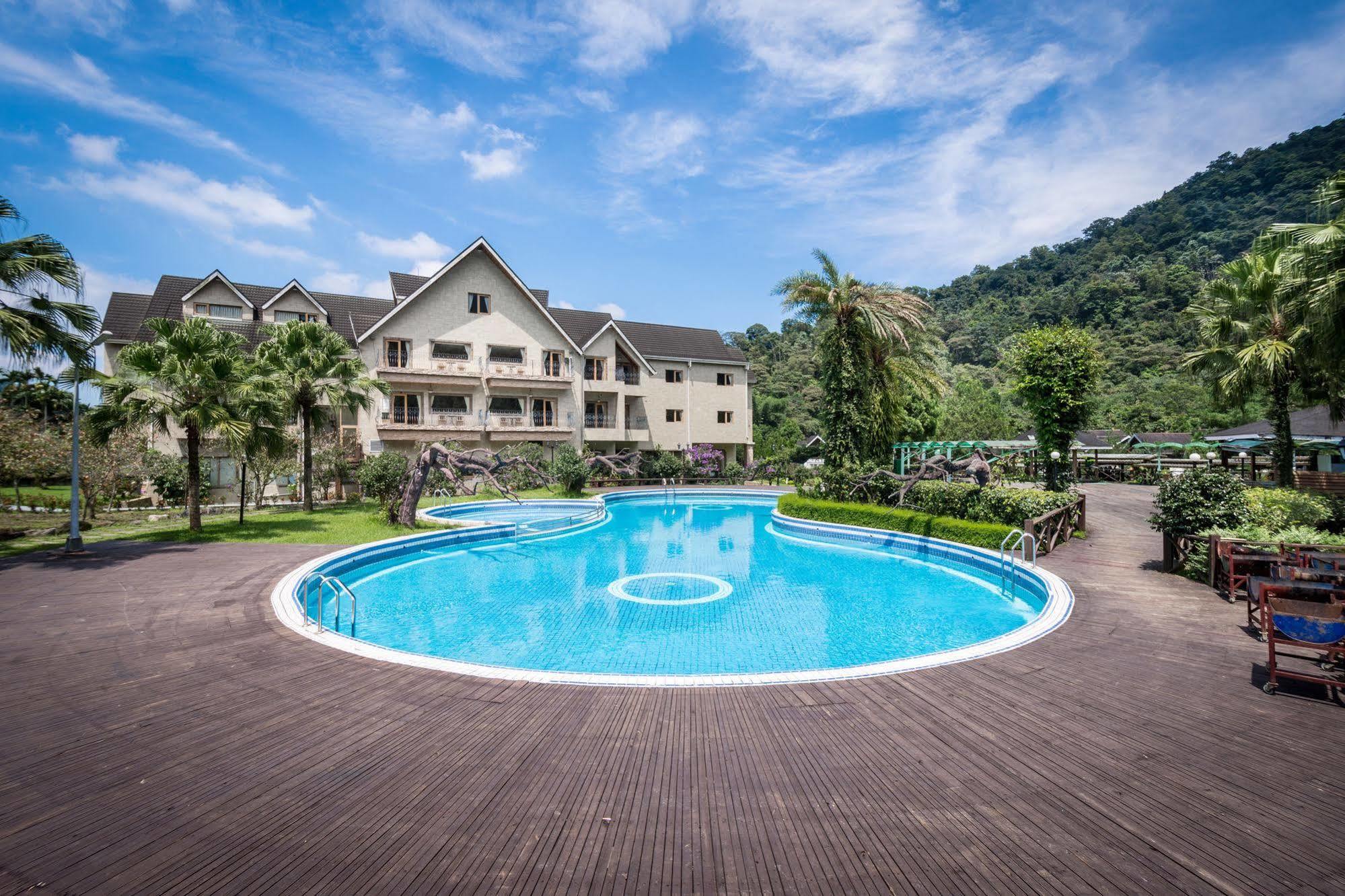 We Resort Sun Moon Lake Exterior photo