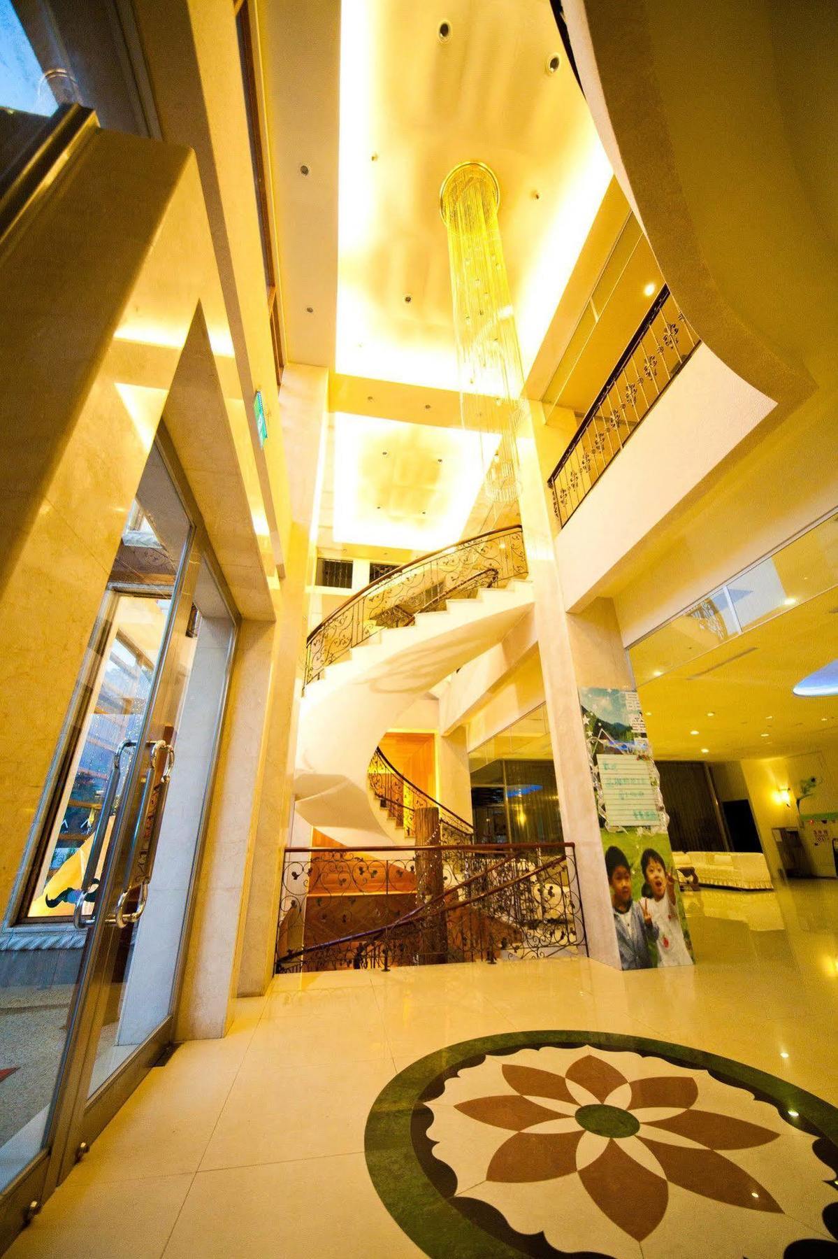We Resort Sun Moon Lake Exterior photo