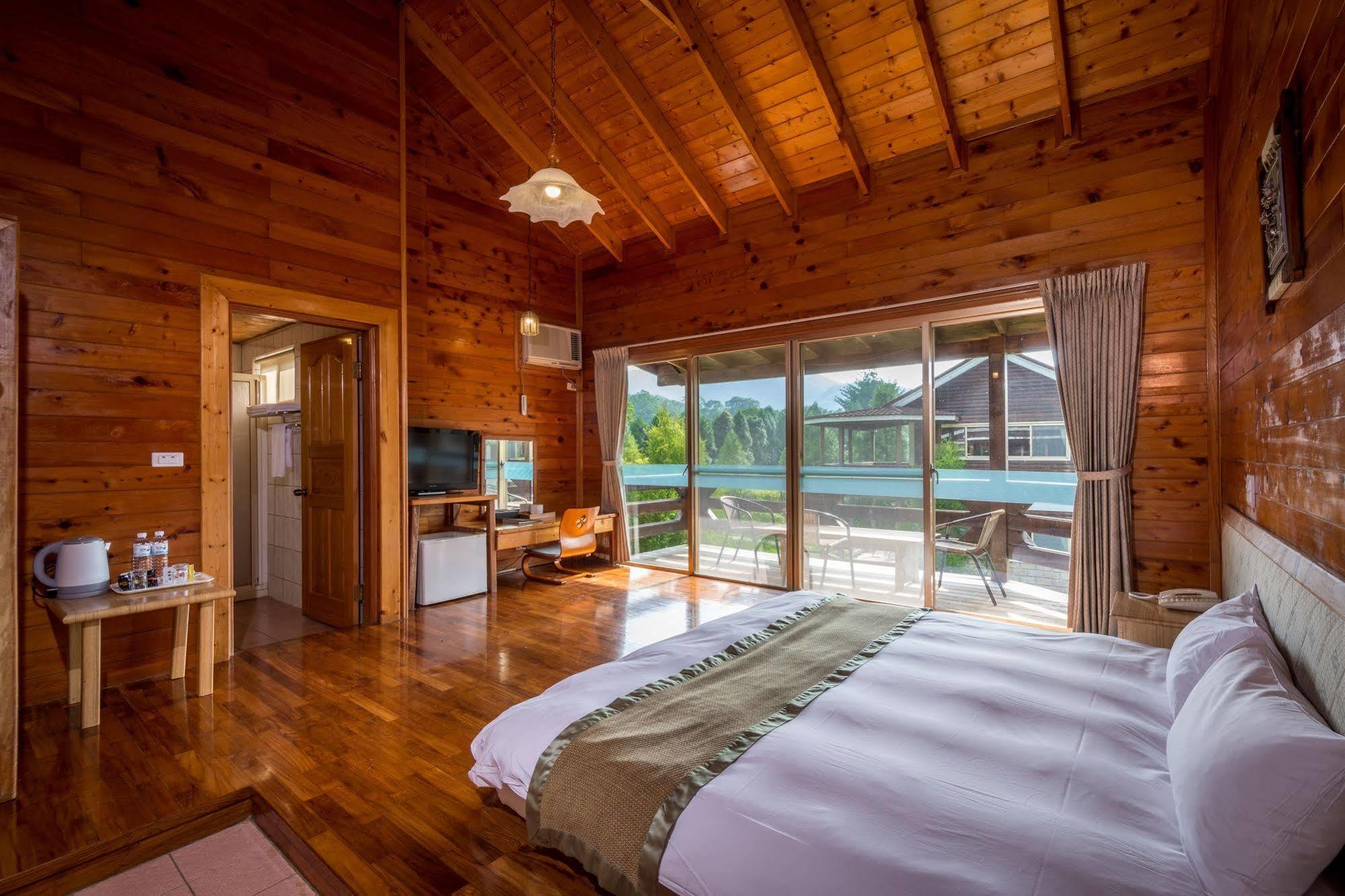 We Resort Sun Moon Lake Exterior photo
